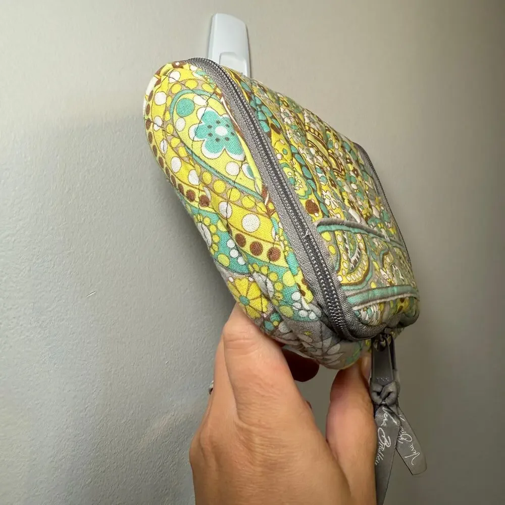 Vera Bradley this item